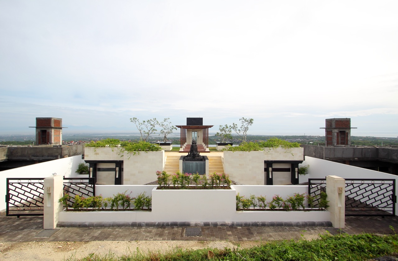 Puncak Asmara
