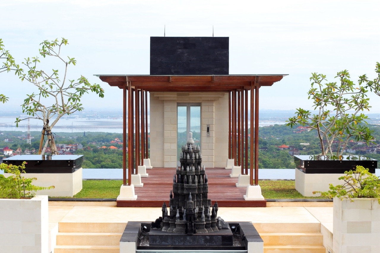 Puncak Asmara