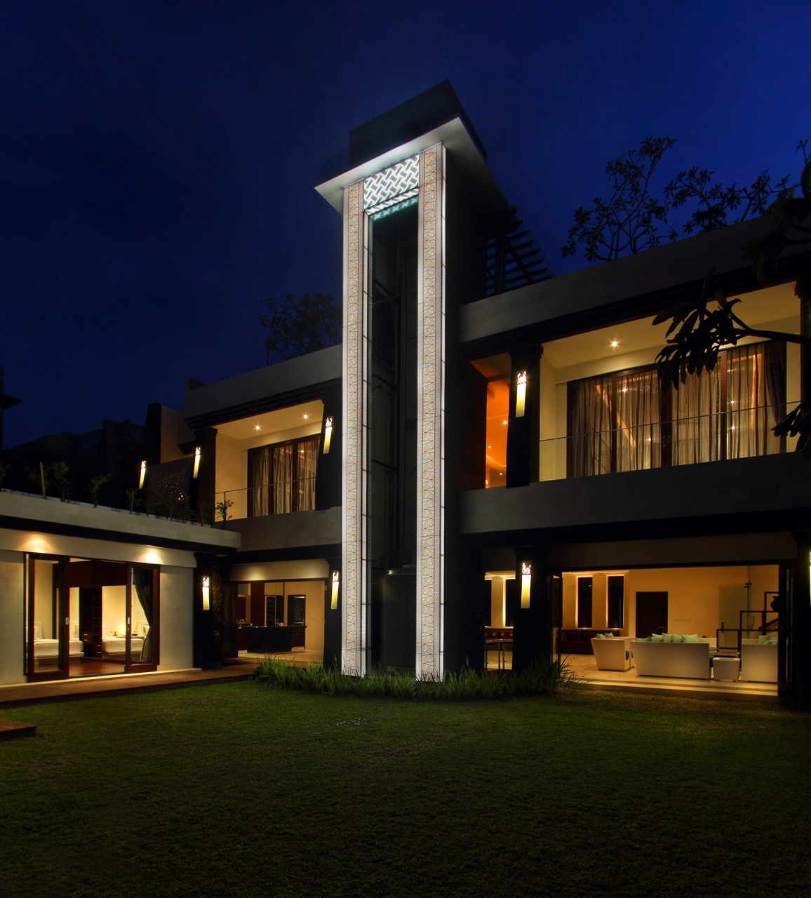 Puncak Asmara
