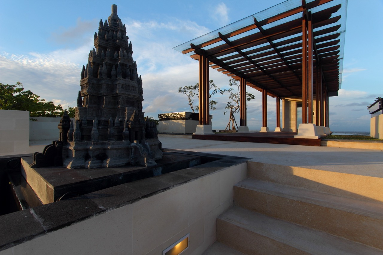 Puncak Asmara